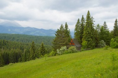 Yaz yatay, kulübeler