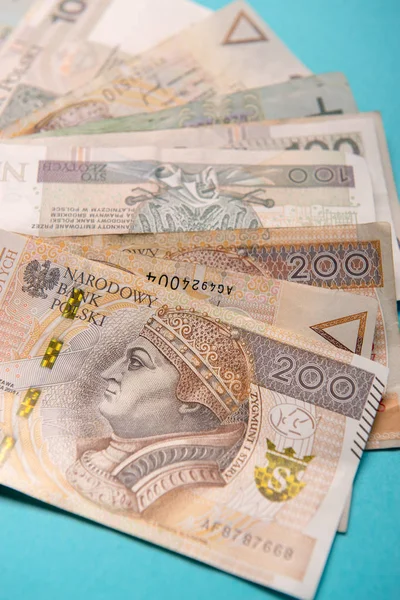 Zloty polaco en billetes y monedas — Foto de Stock