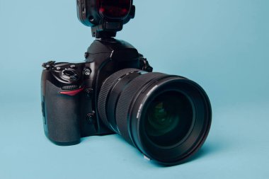 profesyonel modern dslr fotoğraf makinesi