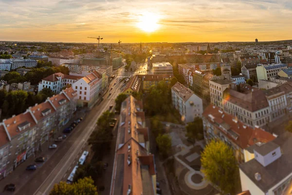 Cidade de Szczecin com belo pôr do sol, Polônia, Europa . — Fotografia de Stock