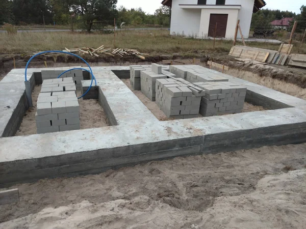 Concrete foundation for a house building. Real estate business — Stock Photo, Image