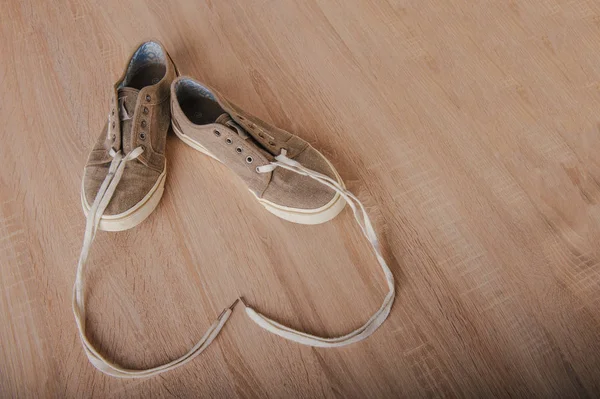 Brown belle scarpe da ginnastica — Foto Stock