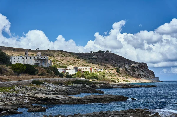 Orthodox monastery on the sea — Stock Photo, Image