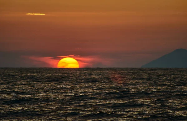 Puesta de sol en la isla de Corfú —  Fotos de Stock