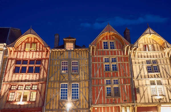 Tenement houses in old town — Stock Photo, Image