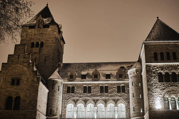 The Neo-Romanesque building of the Imperial Castle — Stock Photo, Image