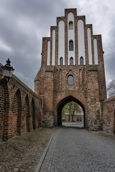 中世纪的设防的城门口 — 图库照片