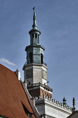 Rönesans Belediye kule saati ile