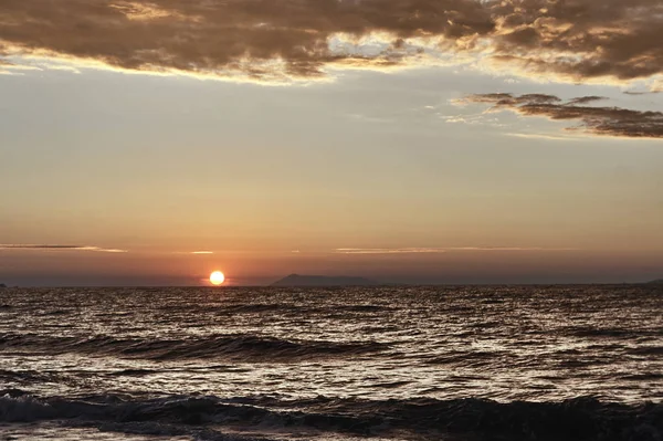 Tramonto sull'isola di Corfù — Foto Stock