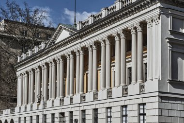 Ön cephe Halk Kütüphanesi