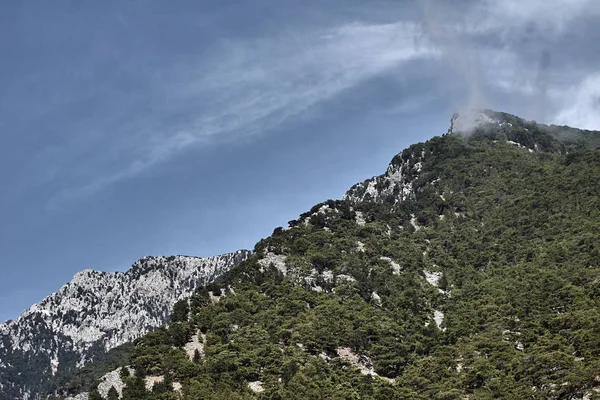 Lefka Ori - rocky toppmötet av vita bergen — Stockfoto