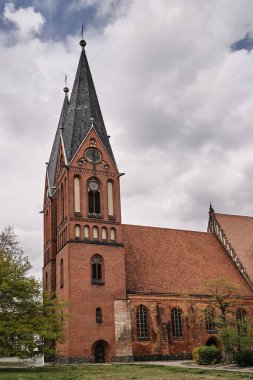 Belfries ile Gotik Kilisesi