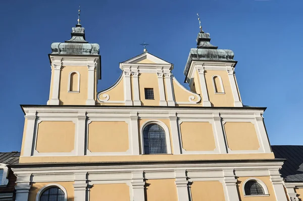 Facade of baroque church — Stock Photo, Image