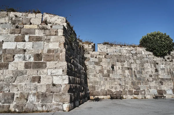 Venetianska befästningar, den medeltida fästningen — Stockfoto