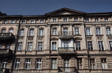 Art Nouveau cepheye binanın