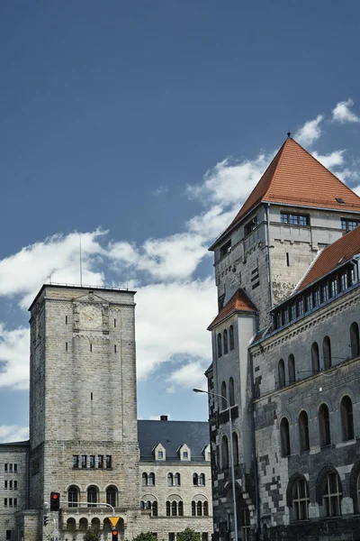 Castelo imperial com torre — Fotografia de Stock