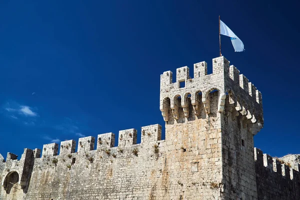 Tower and walls of Venetian fortress — Stock Photo, Image