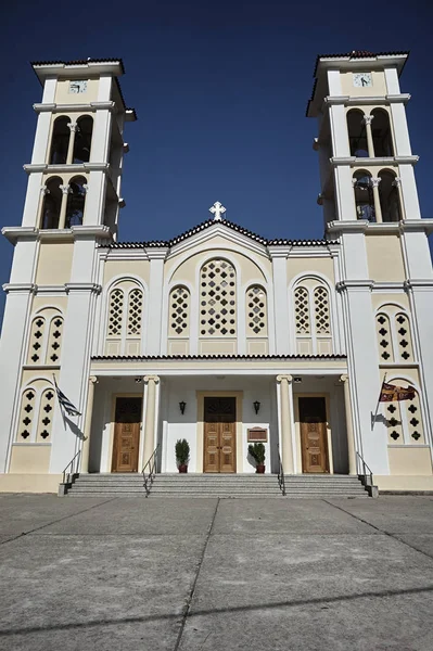 Torres de la iglesia ortodoxa —  Fotos de Stock