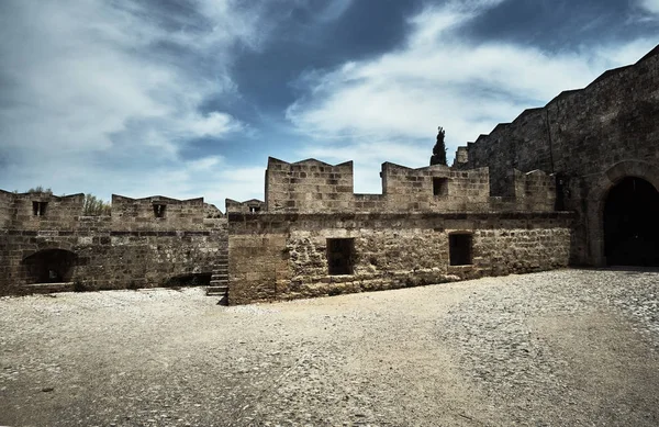 Befästningar i det medeltida slottet av Joannites — Stockfoto