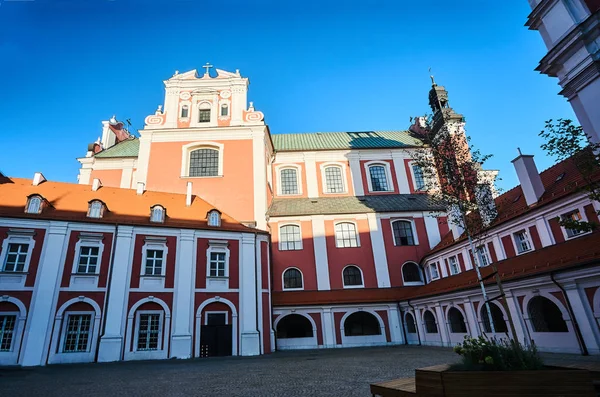 Eski manastır Barok binalar 