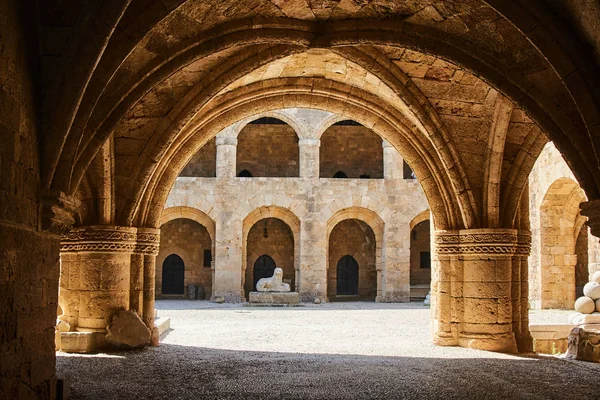 Klášter Středověkého Hradu Saint Joannite Ostrově Rhodos — Stock fotografie