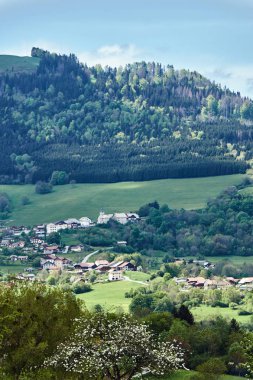 Fransızca Savoie Alpler'de dağ manzarası