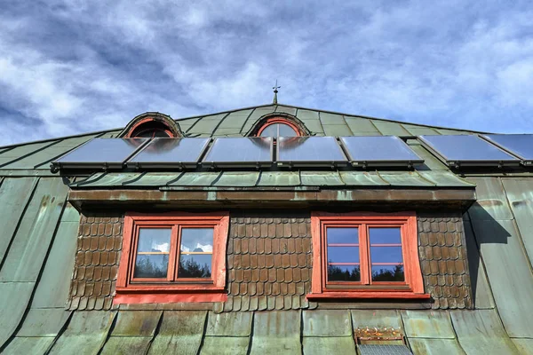 Tin Roof Windows Historic Building Mountain Hostel Giant Mountains Poland — ストック写真