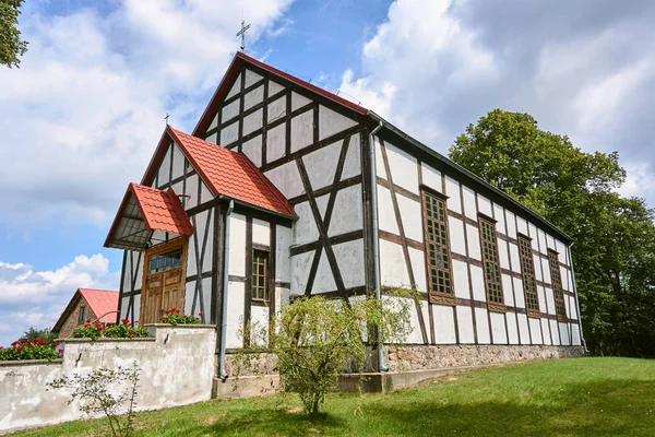 Kruis Wattle Daub Landelijke Kerk Polen — Stockfoto