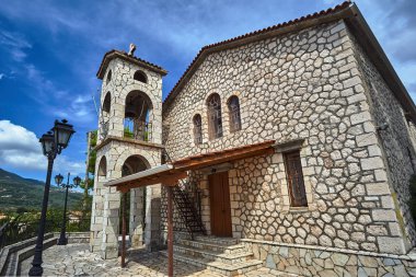 Yunanistan 'ın Lefkada adasındaki Ortodoks kilisesinin çan kulesi