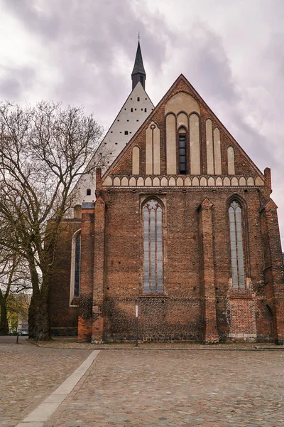 Igreja Gótica Histórica Com Belfriy Frankfurt Oder — Fotografia de Stock
