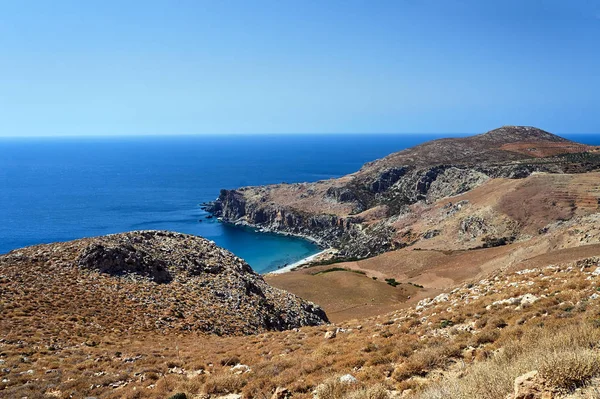 Una Pequeña Playa Arena Costa Rocosa Del Mediterráneo Isla Creta —  Fotos de Stock