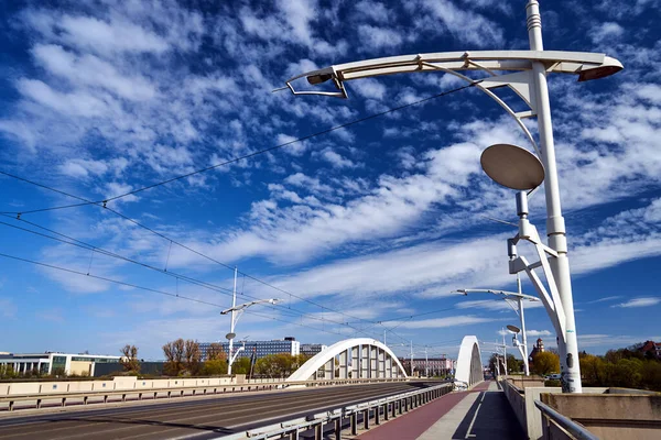 波兹南沃塔河大桥钢结构 — 图库照片