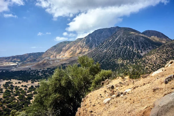 Rocky Berg Top Het Een Vulkanisch Eiland Nisiros Griekenland — Stockfoto