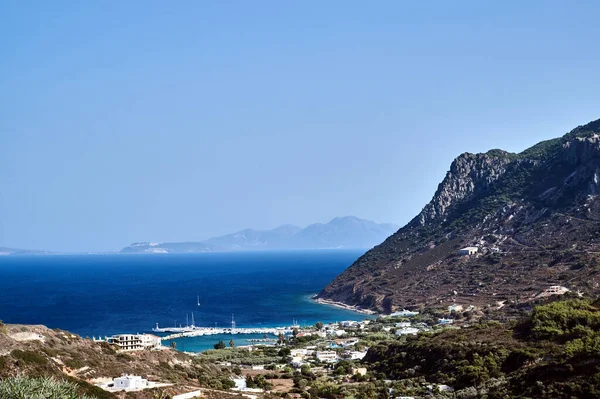 Kos Körfezi Ege Denizi Adasının Kayalık Kıyıları — Stok fotoğraf