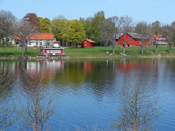 Cottage estivi sulla costa svedese — Foto Stock