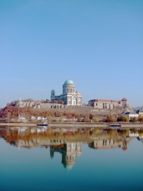Castle ve Tuna Nehri (Macaristan Esztergom şehir Katedrali) 