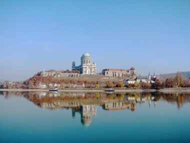Castle ve Tuna Nehri (Macaristan Esztergom şehir Katedrali) 