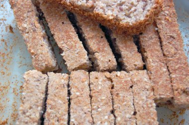 Taze dilimlenmiş buğday ekmeği