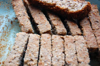 Taze dilimlenmiş buğday ekmeği