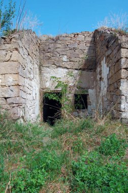 eski terk edilmiş evde kalıntıları yakın çekim