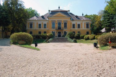 Noszvaj, Macaristan: De la Motte Mansion Barok tarzında inşa. Baron Samuel Szepessy tarafından görevlendirildi ve kendi inşaat 1774-1778 sürdü.