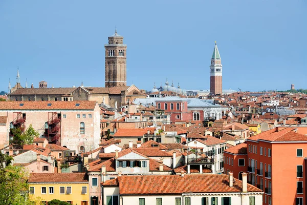 Venedik tarihi kent çatılar