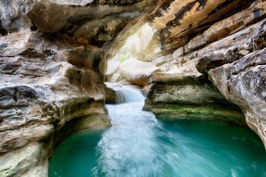 Ünlü Gorges de la Méouge Kanyonu