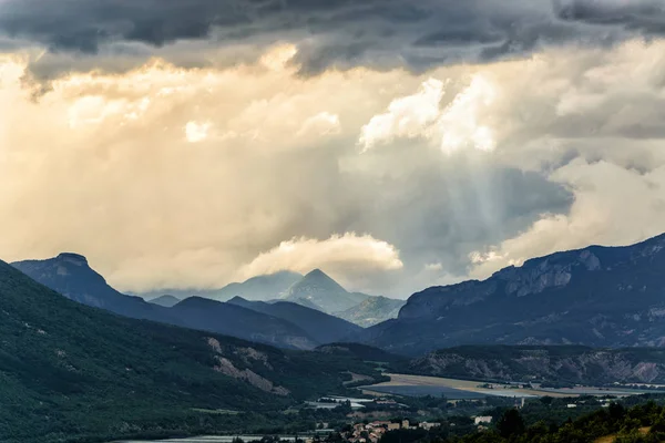 Regenwetter in den Südalpen — Stockfoto