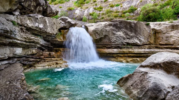 Beautiful Waterfall Canyon Blue Water — Stock Photo, Image
