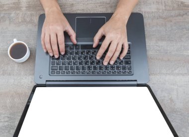 Çalışmak ve online alışveriş.