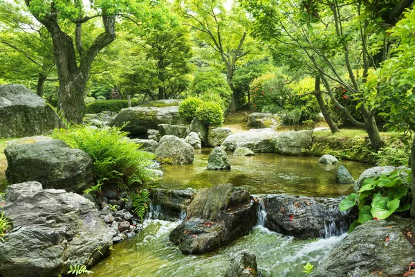 Beautiful Japanese Garden Water Stream Stones Trees — Stock Photo, Image