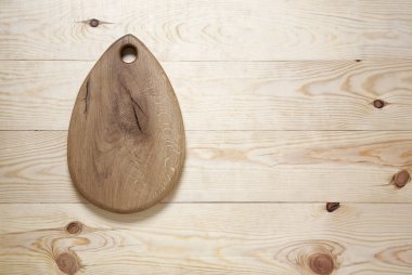 Kesme tahtası ahşap yüzeye