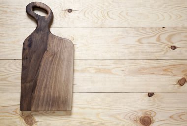 Kesme tahtası ahşap yüzeye