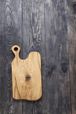 Kesme tahtası ahşap yüzeye